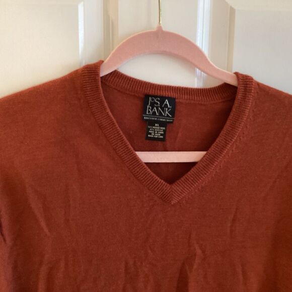 NWOT. Jos.A Banks Brand Men’s Traveler Merino Wool V Neck Cardigan XL Cinnamon - Picture 8 of 9